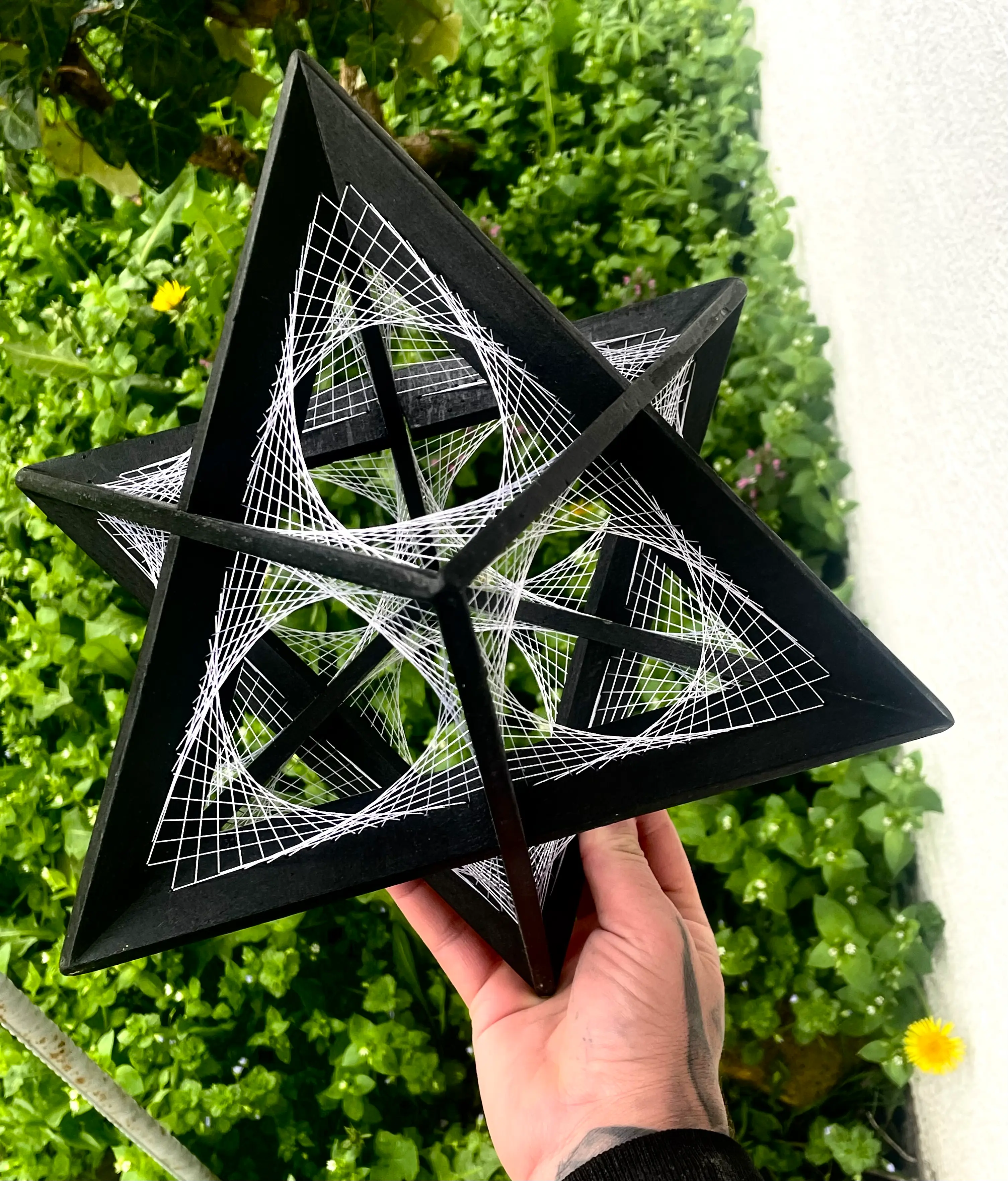 Merkaba — beli string art